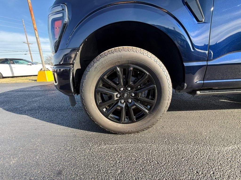 Ford F-150 Platinum SuperCrew 4WD 2024