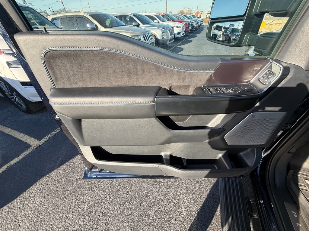 Ford F-150 Platinum SuperCrew 4WD 2024