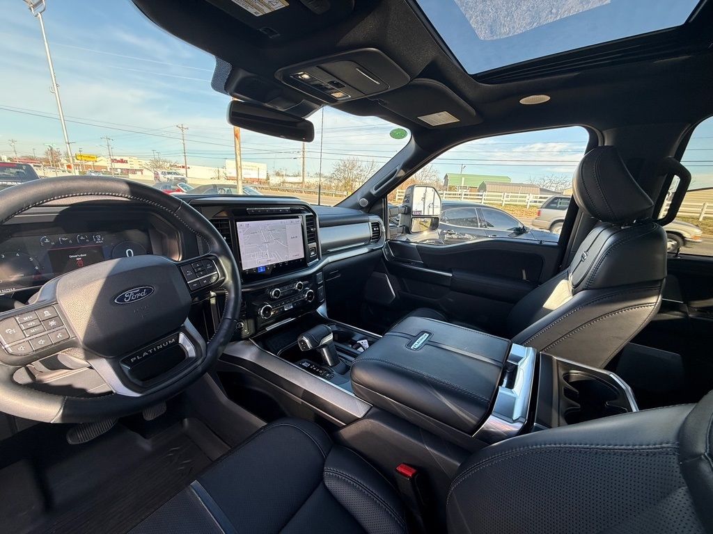 Ford F-150 Platinum SuperCrew 4WD 2024