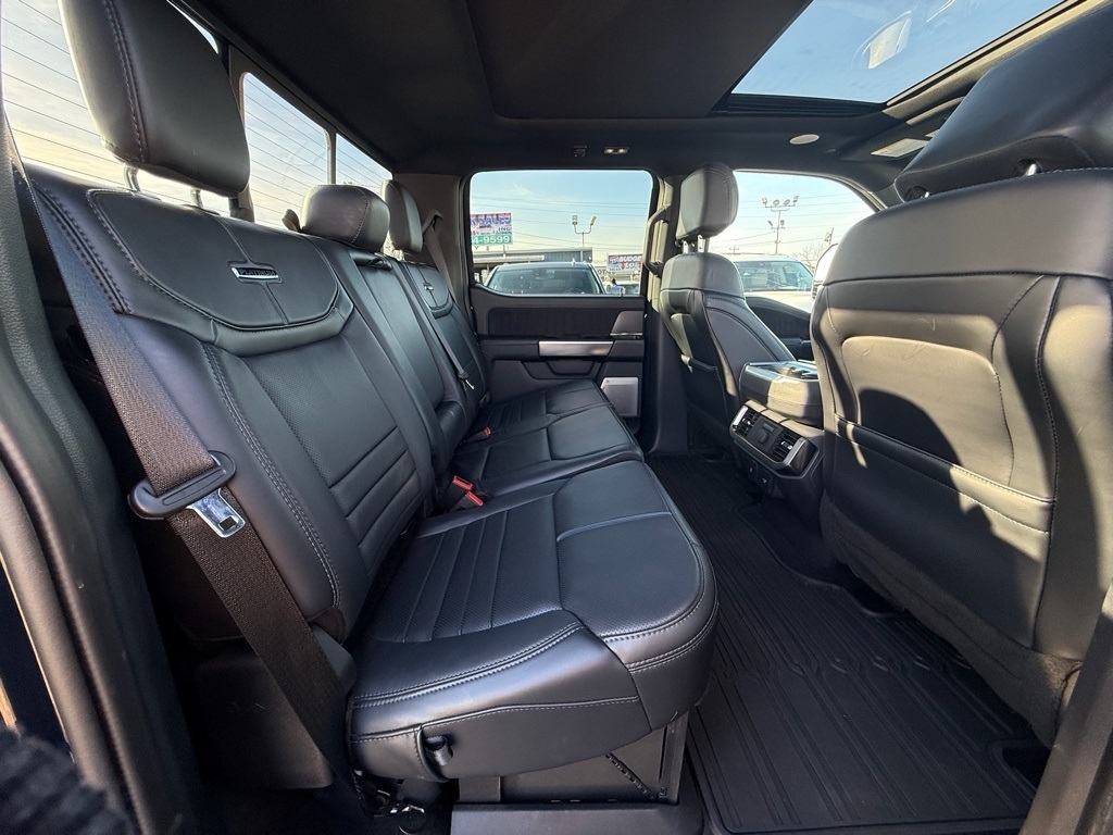 Ford F-150 Platinum SuperCrew 4WD 2024