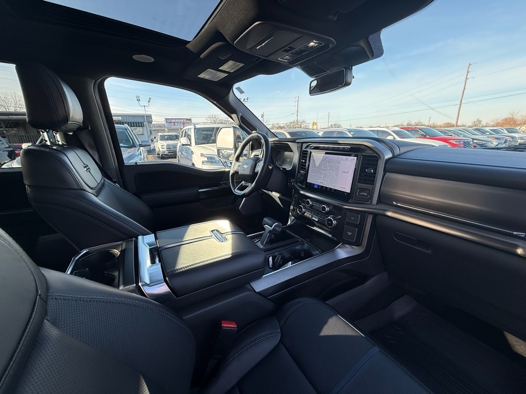 Ford F-150 Platinum SuperCrew 4WD 2024