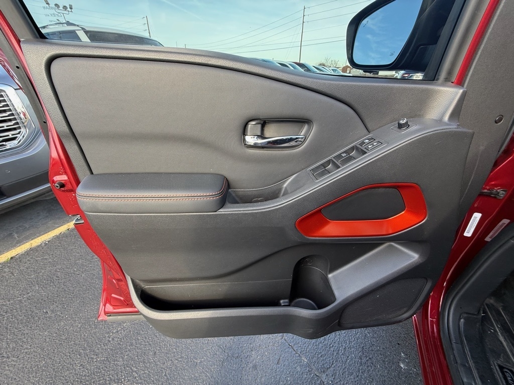 Nissan Frontier Crew Cab 4x2 PRO-X 2022