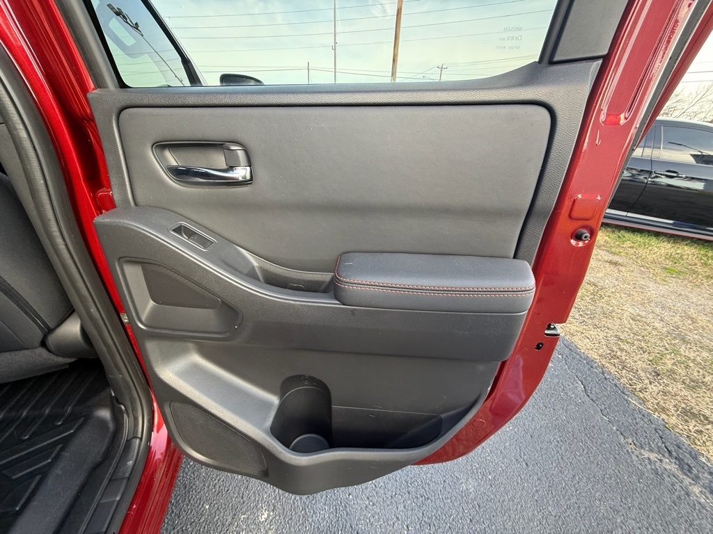 Nissan Frontier Crew Cab 4x2 PRO-X 2022