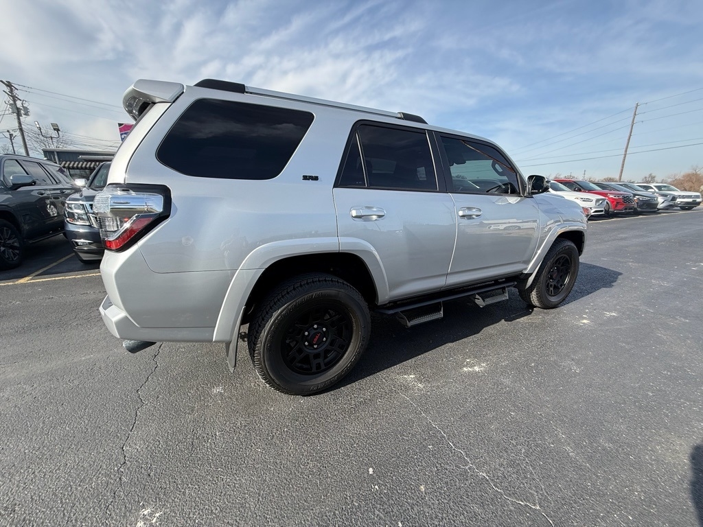 Toyota 4Runner SR5 Premium 4WD 2023
