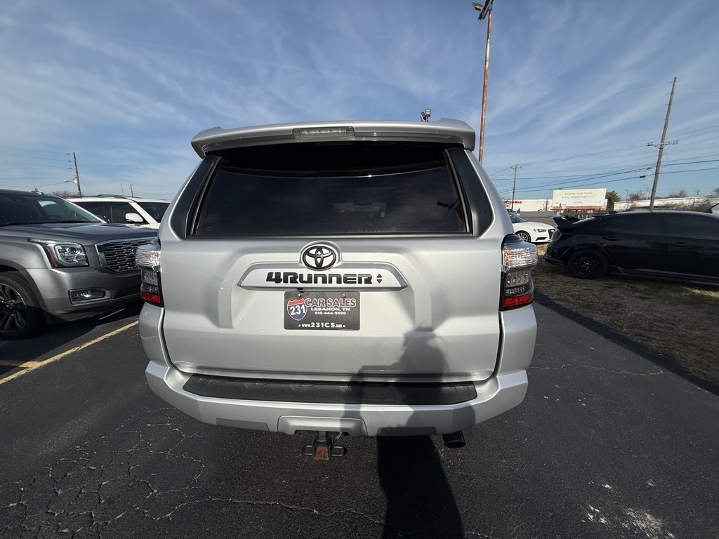 Toyota 4Runner SR5 Premium 4WD 2023