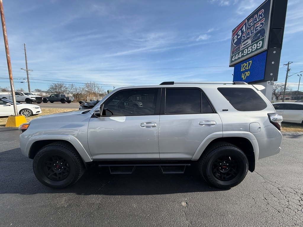 Toyota 4Runner SR5 Premium 4WD 2023