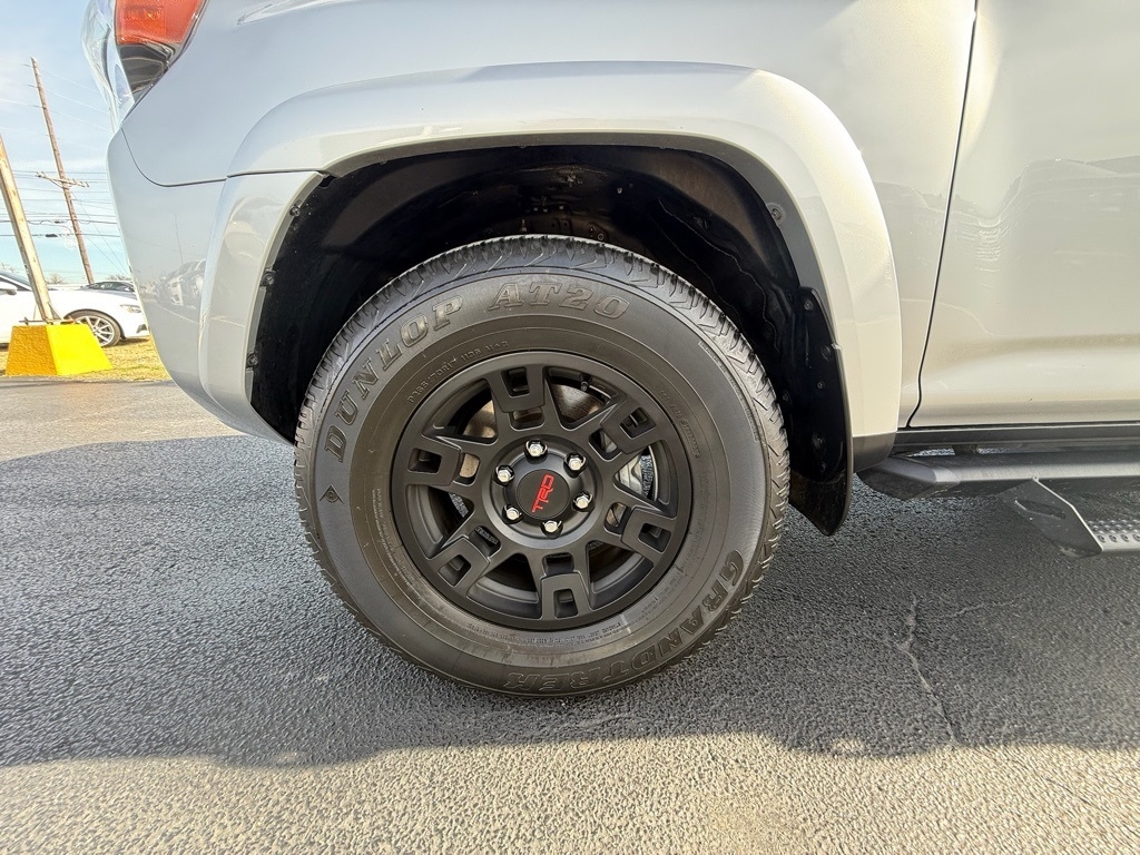 Toyota 4Runner SR5 Premium 4WD 2023