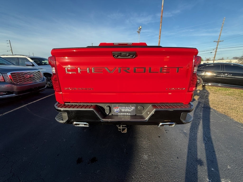 Chevrolet Silverado 1500 Trail Boss Custom Crew Cab 4WD 2025