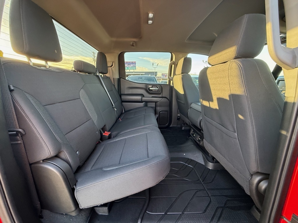 Chevrolet Silverado 1500 Trail Boss Custom Crew Cab 4WD 2025