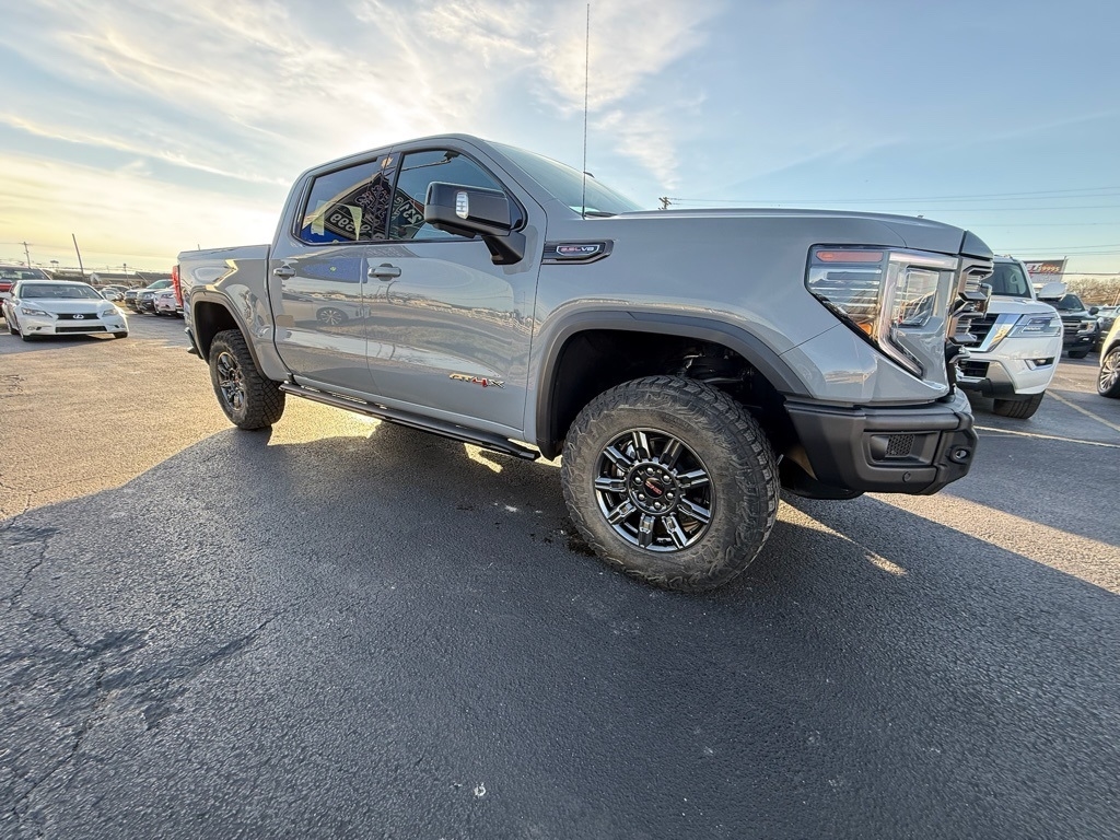 2025 GMC Sierra 1500 AT4X Crew Cab 4WD