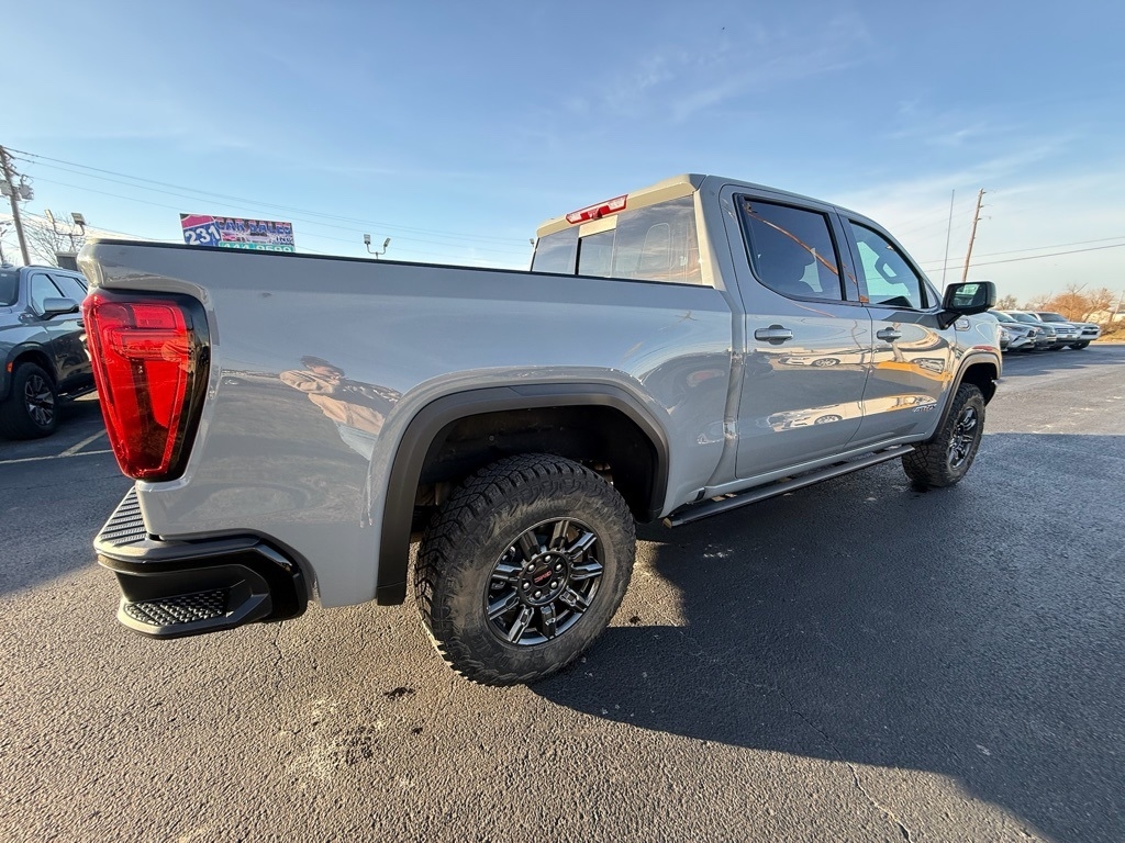 GMC Sierra 1500 AT4X Crew Cab 4WD 2025