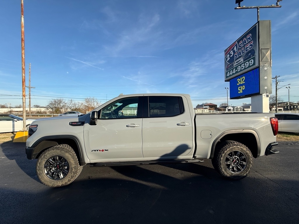 GMC Sierra 1500 AT4X Crew Cab 4WD 2025