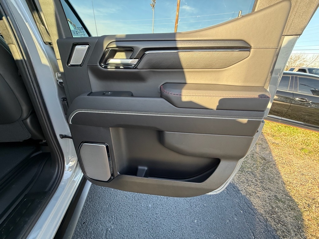 GMC Sierra 1500 AT4X Crew Cab 4WD 2025