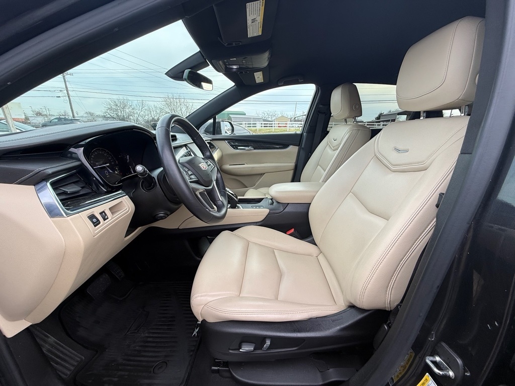 Cadillac XT5 Base AWD 2018