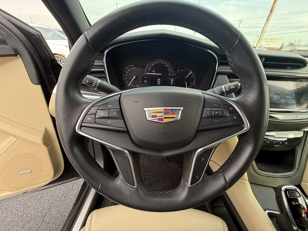 Cadillac XT5 Base AWD 2018