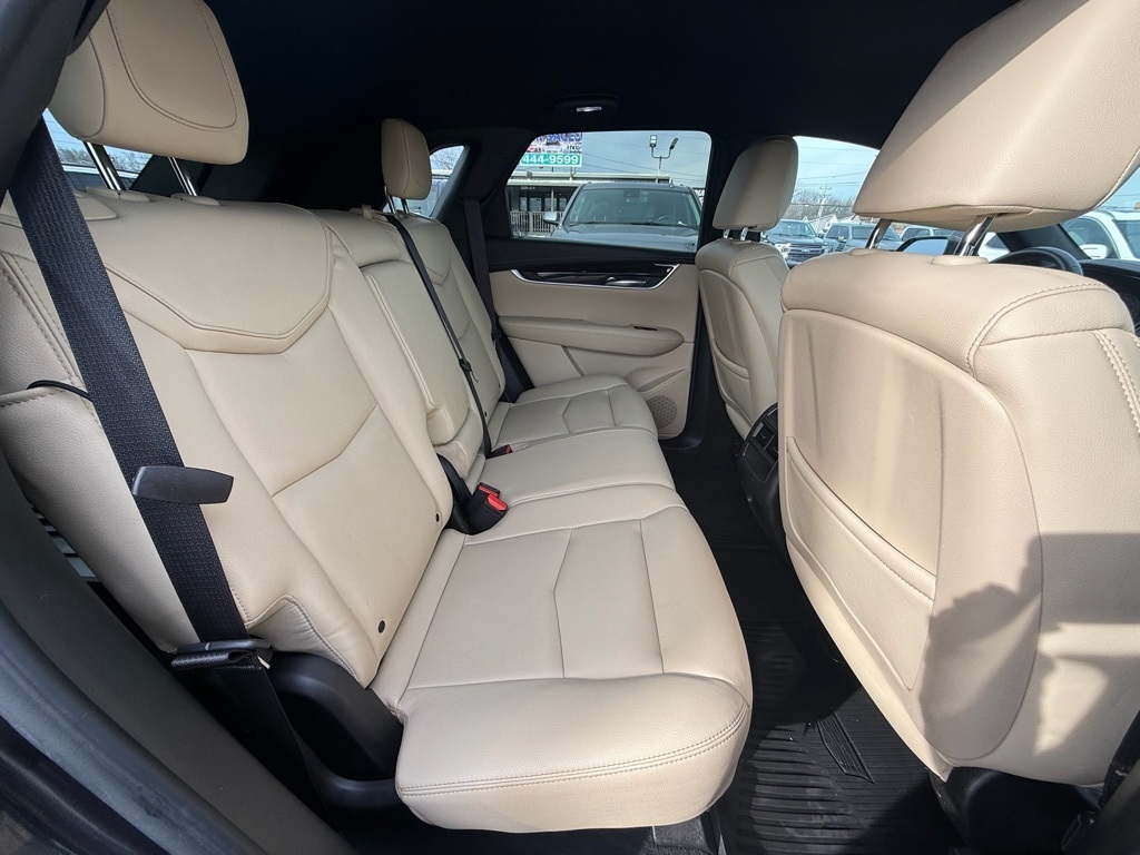 Cadillac XT5 Base AWD 2018