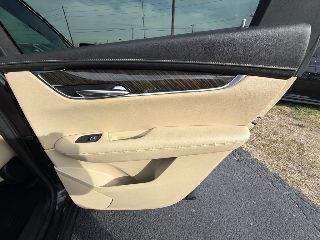 Cadillac XT5 Base AWD 2018