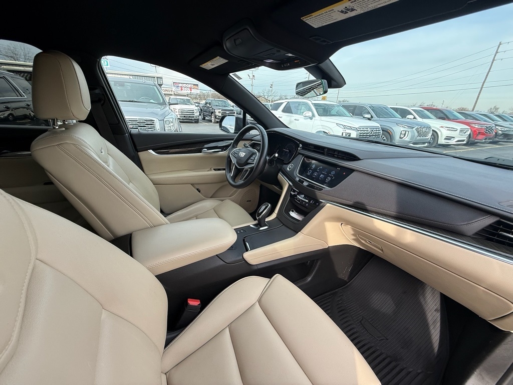 Cadillac XT5 Base AWD 2018