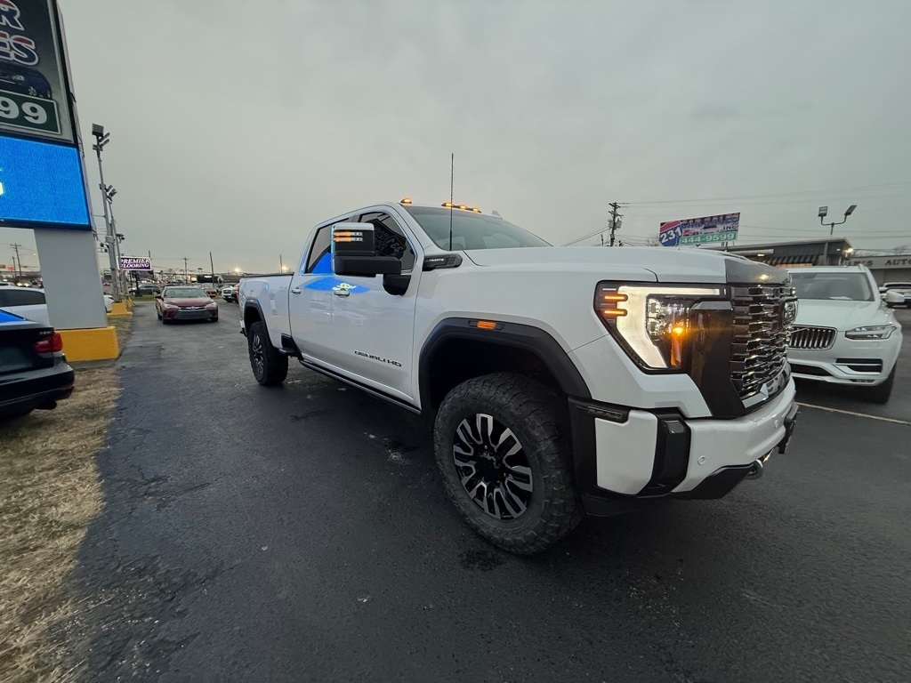 2024 GMC Sierra 3500HD Denali Ultimate Crew Cab 4WD