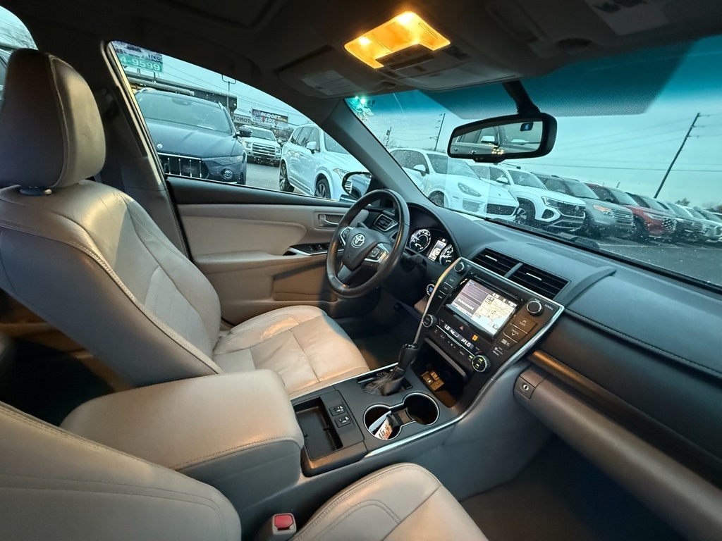 Toyota Camry SE 2015