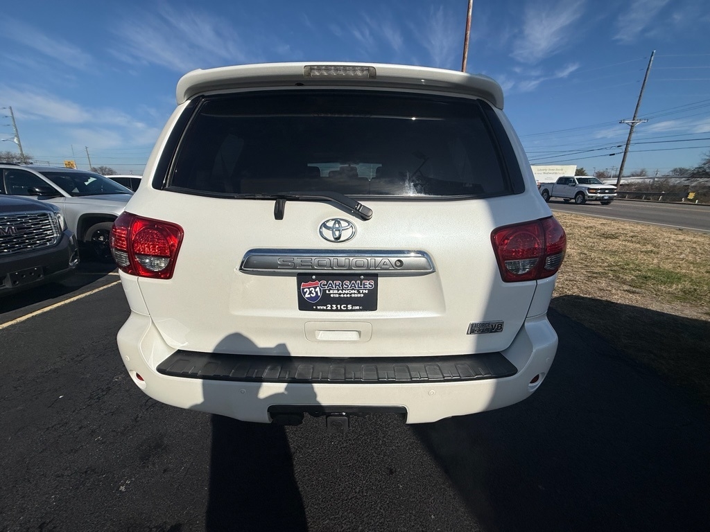 Toyota Sequoia Plantium 2WD 2015