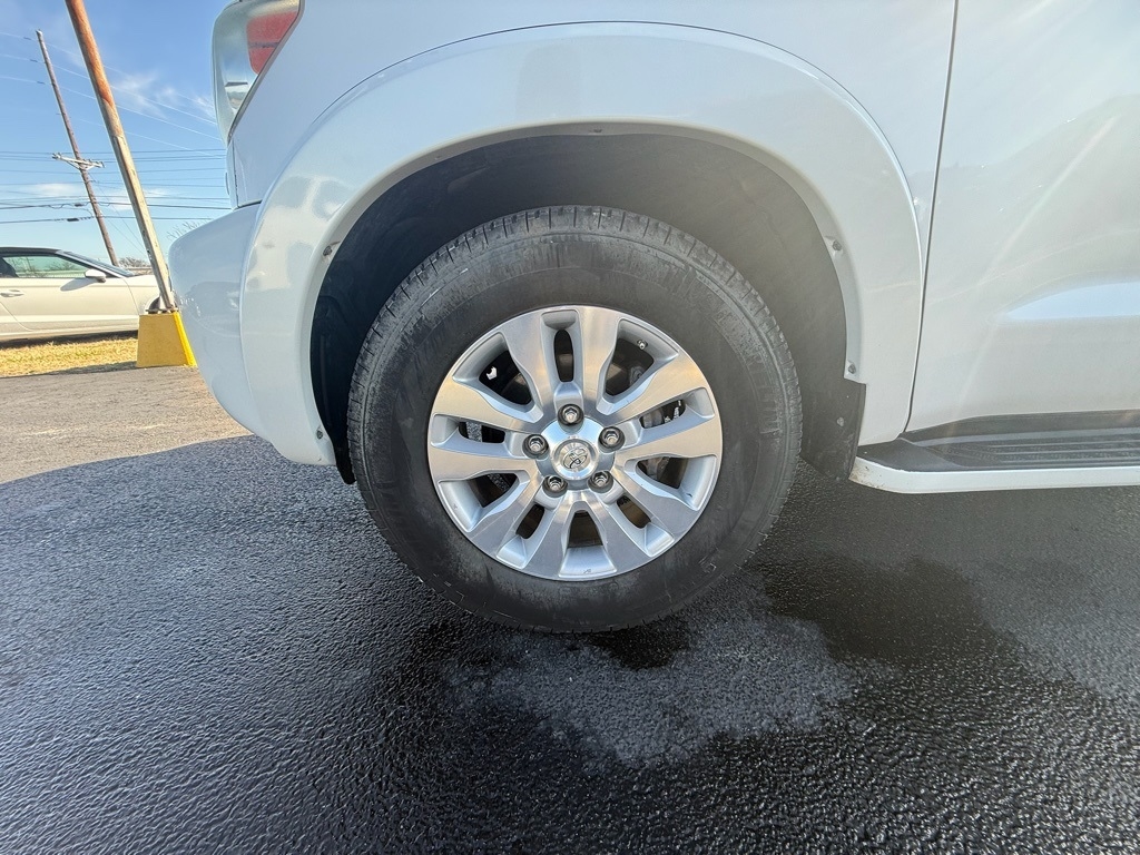 Toyota Sequoia Plantium 2WD 2015