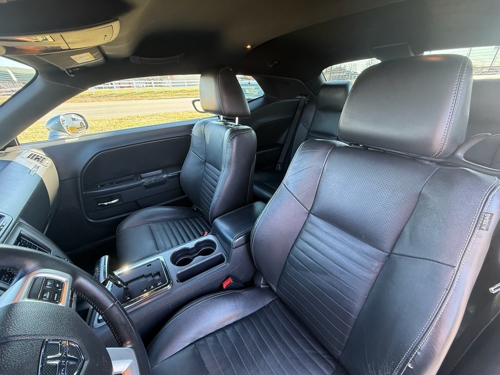 Dodge Challenger R/T 2011