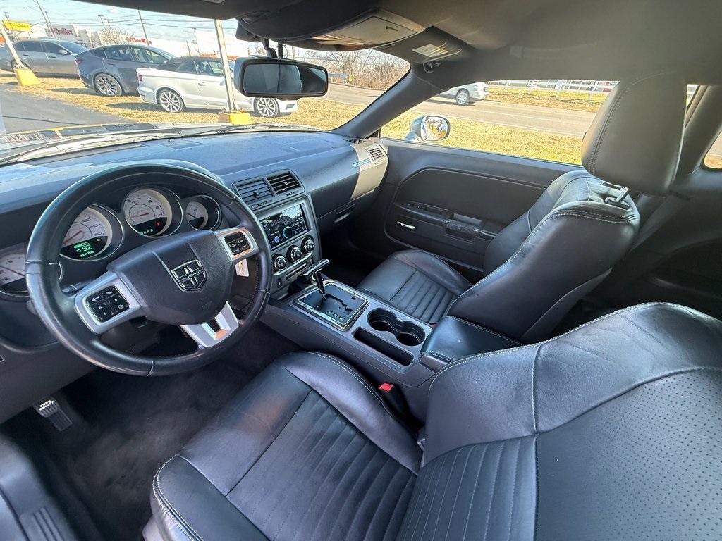 Dodge Challenger R/T 2011