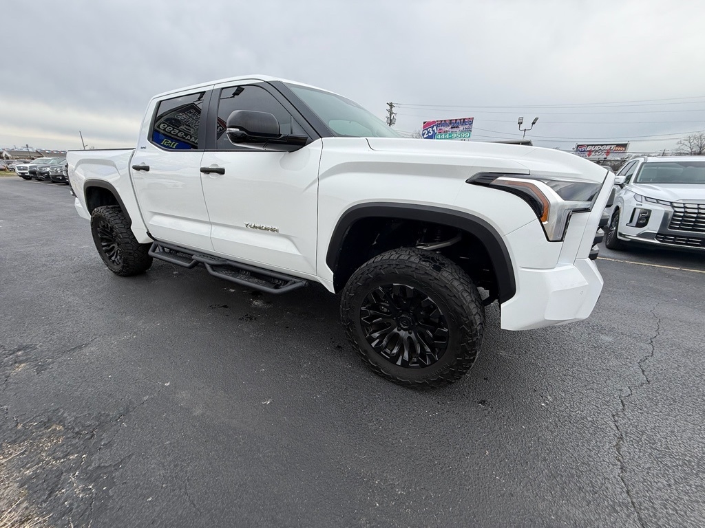 2024 Toyota Tundra SR5 CrewMax 4WD