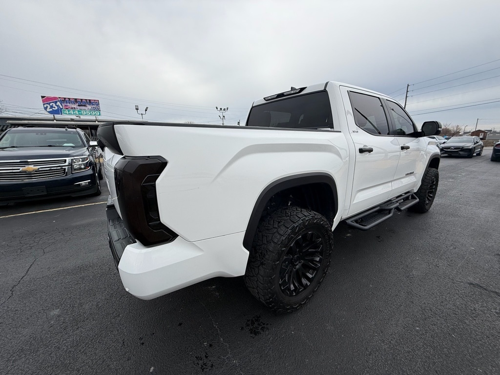 Toyota Tundra SR5 CrewMax 4WD 2024