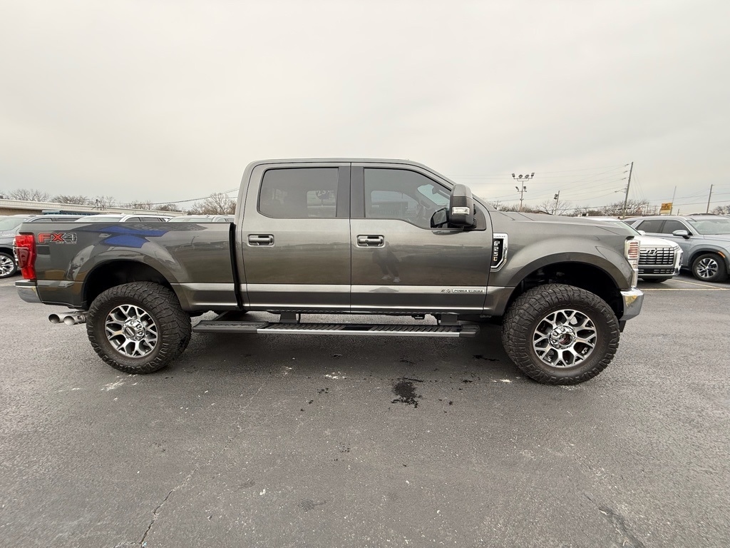 Ford F-250 SD Lariat Crew Cab 4WD 2020