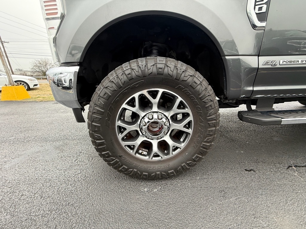 Ford F-250 SD Lariat Crew Cab 4WD 2020