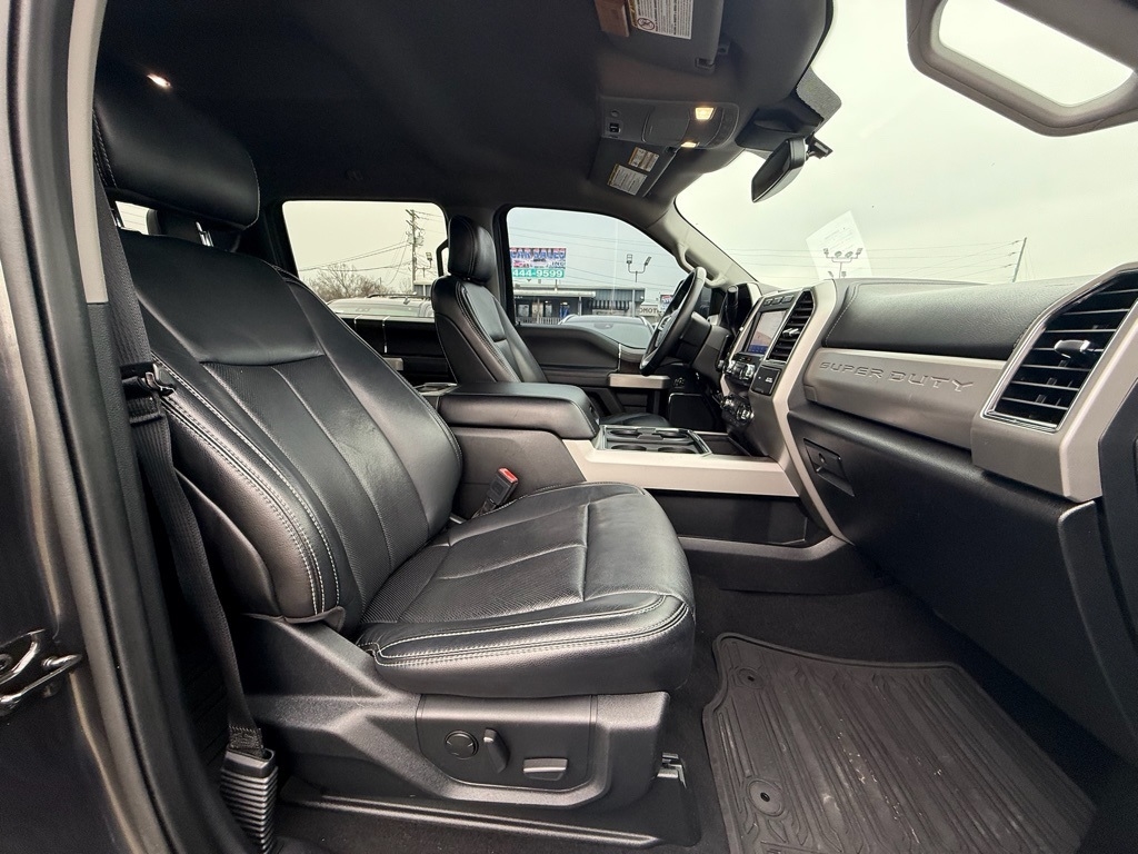 Ford F-250 SD Lariat Crew Cab 4WD 2020