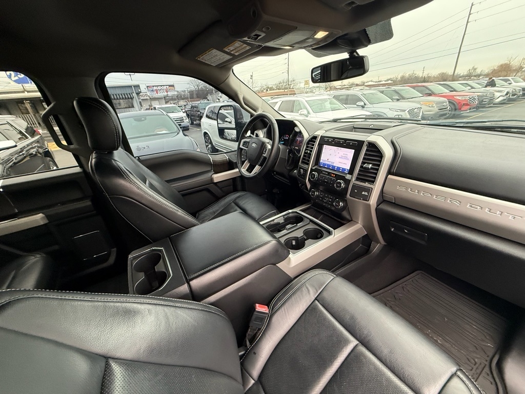 Ford F-250 SD Lariat Crew Cab 4WD 2020