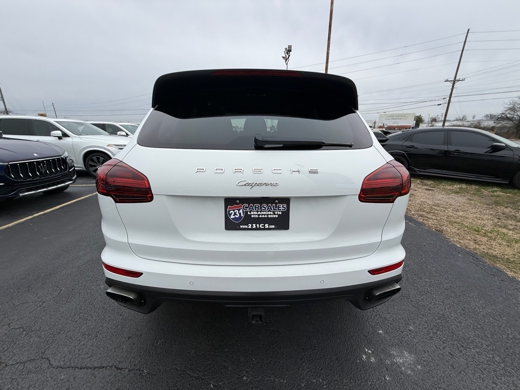 Porsche Cayenne Base 2018