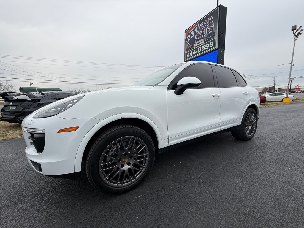 Porsche Cayenne Base 2018