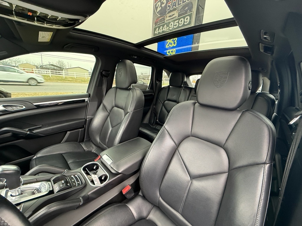 Porsche Cayenne Base 2018