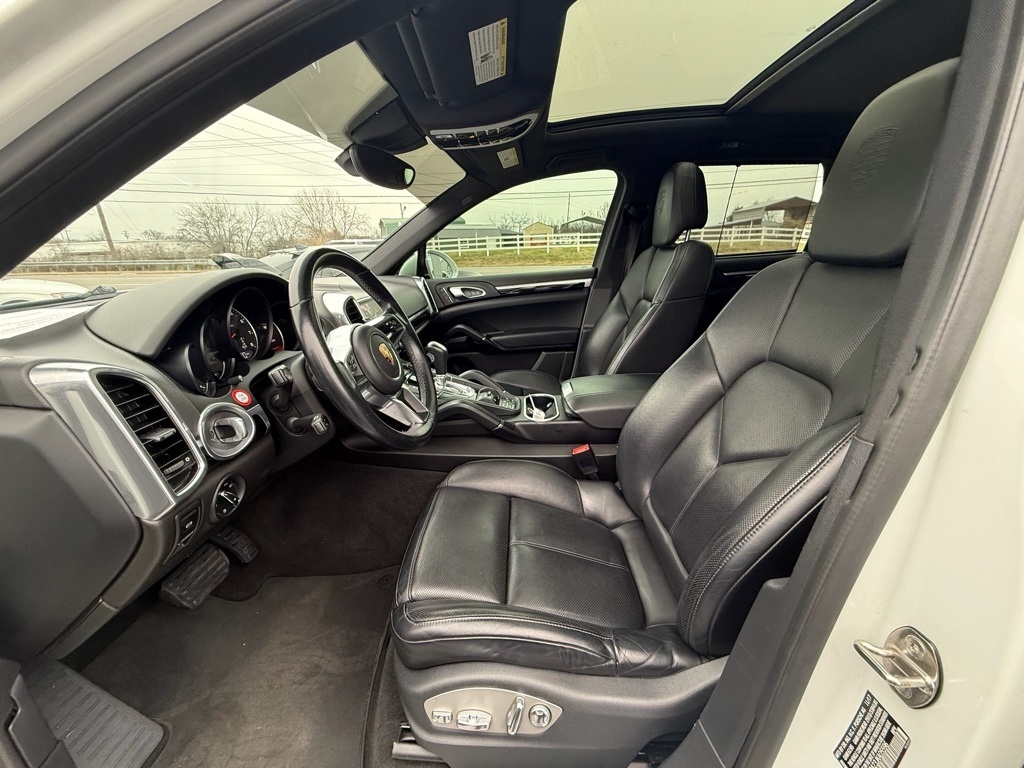 Porsche Cayenne Base 2018