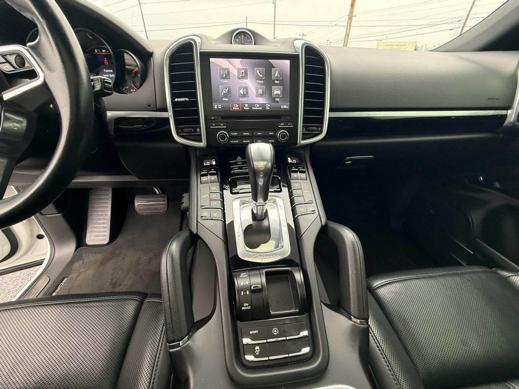 Porsche Cayenne Base 2018