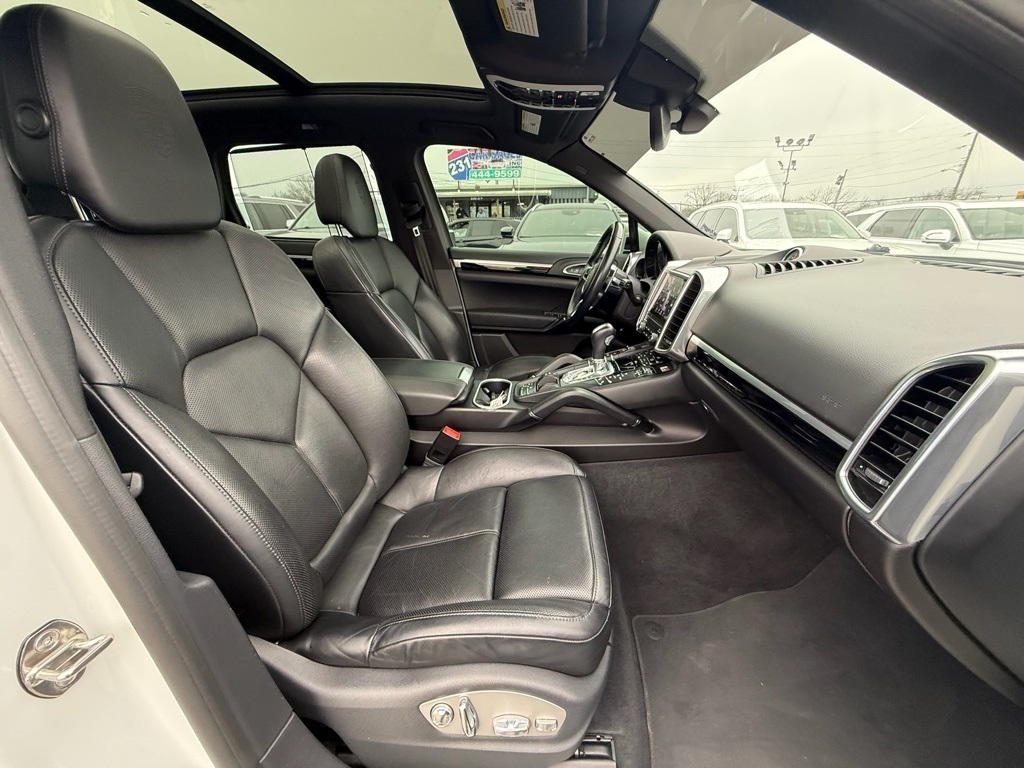 Porsche Cayenne Base 2018