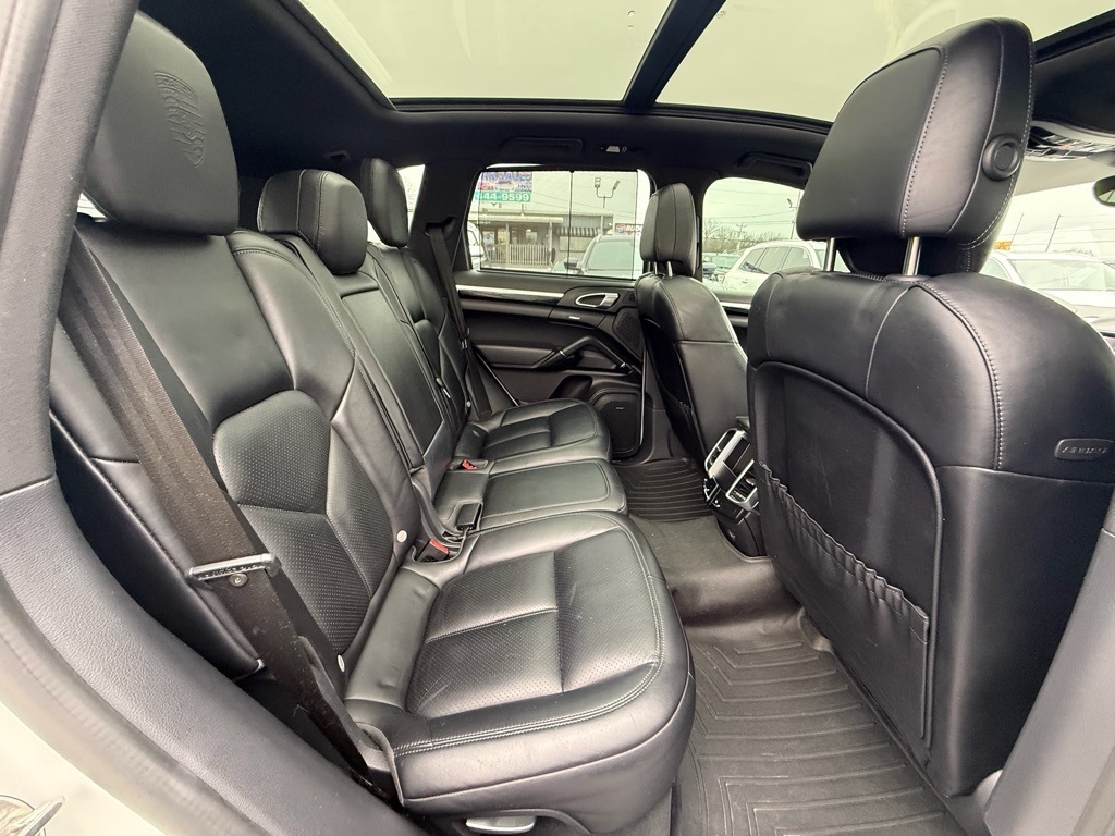 Porsche Cayenne Base 2018