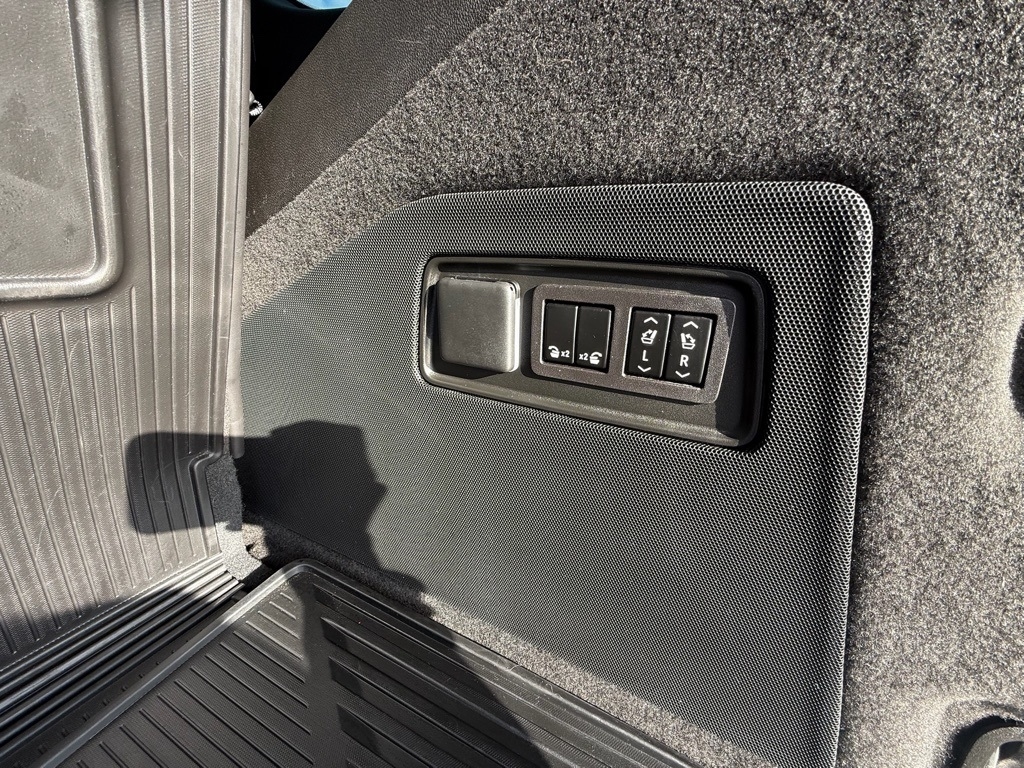 Cadillac Escalade V 4WD 2024