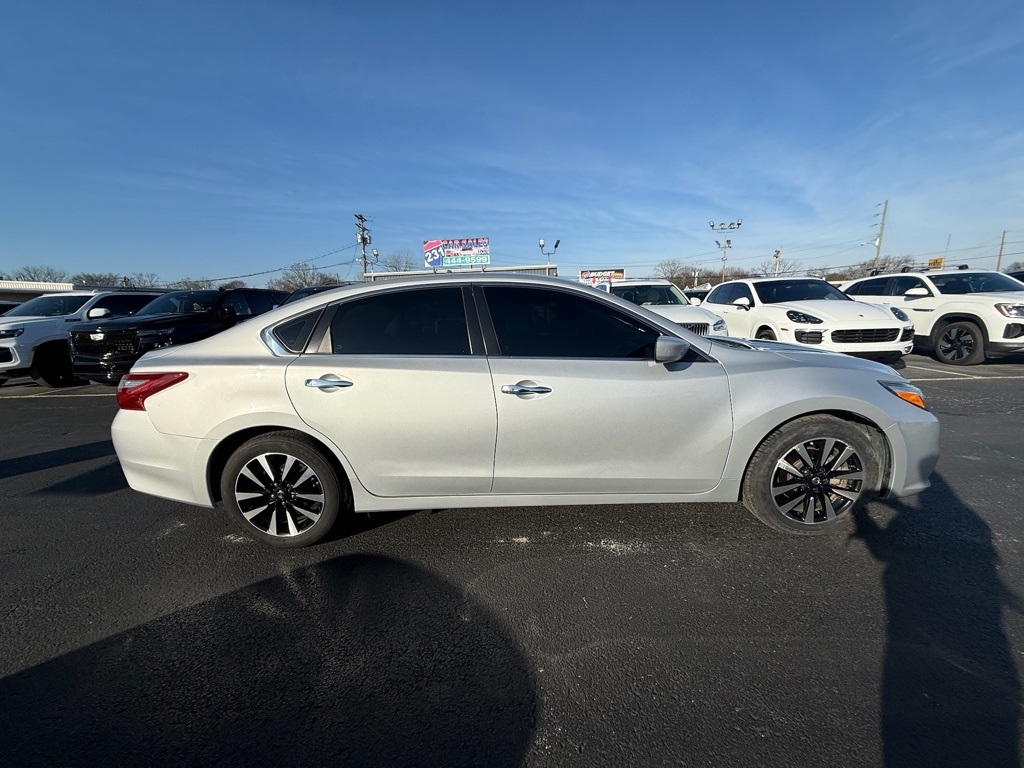 Nissan Altima 2.5 SV 2018