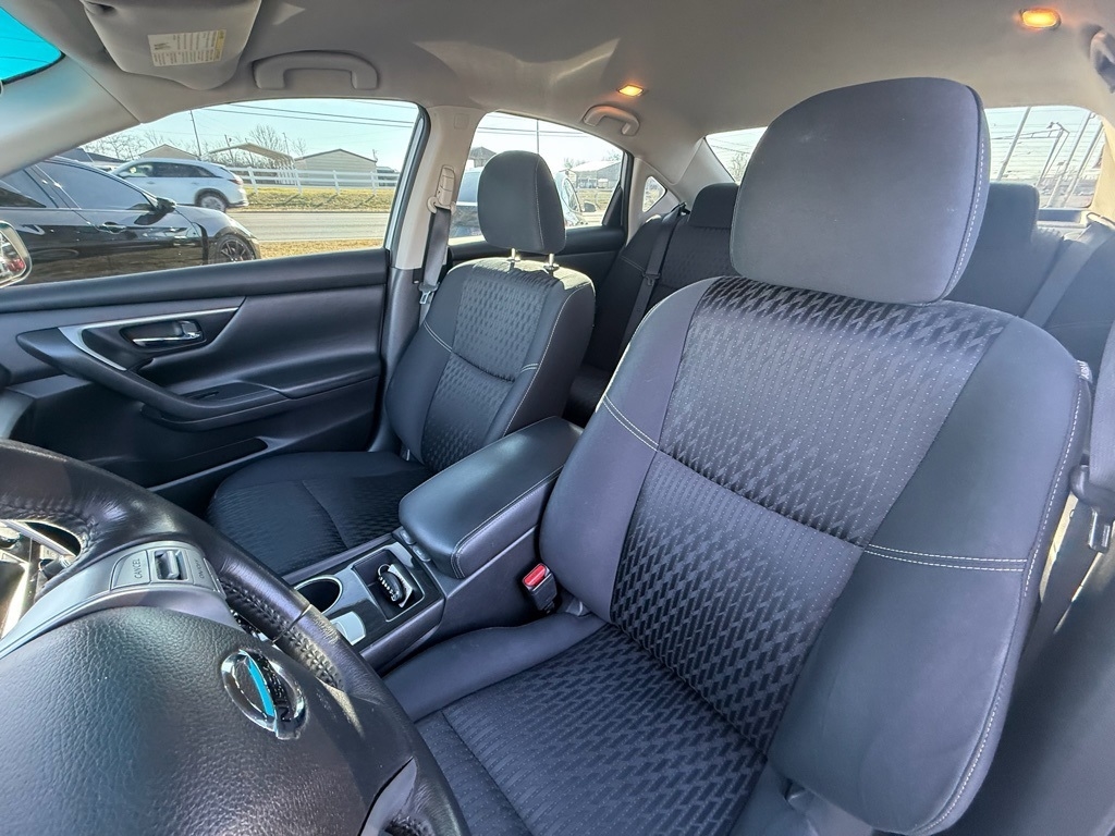 Nissan Altima 2.5 SV 2018