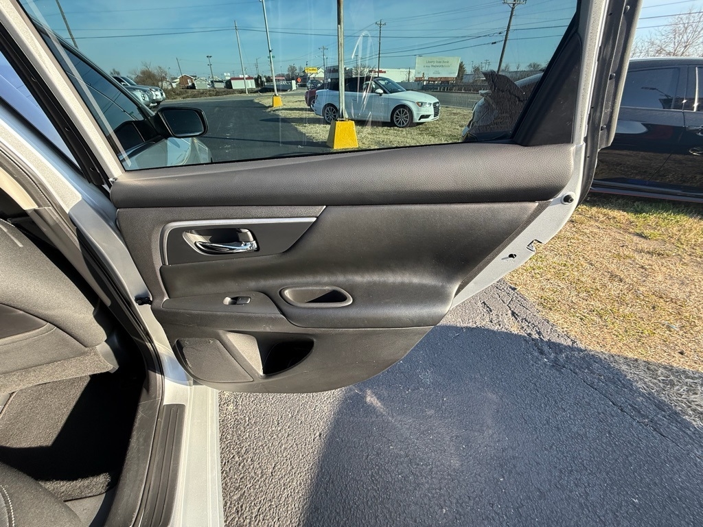 Nissan Altima 2.5 SV 2018