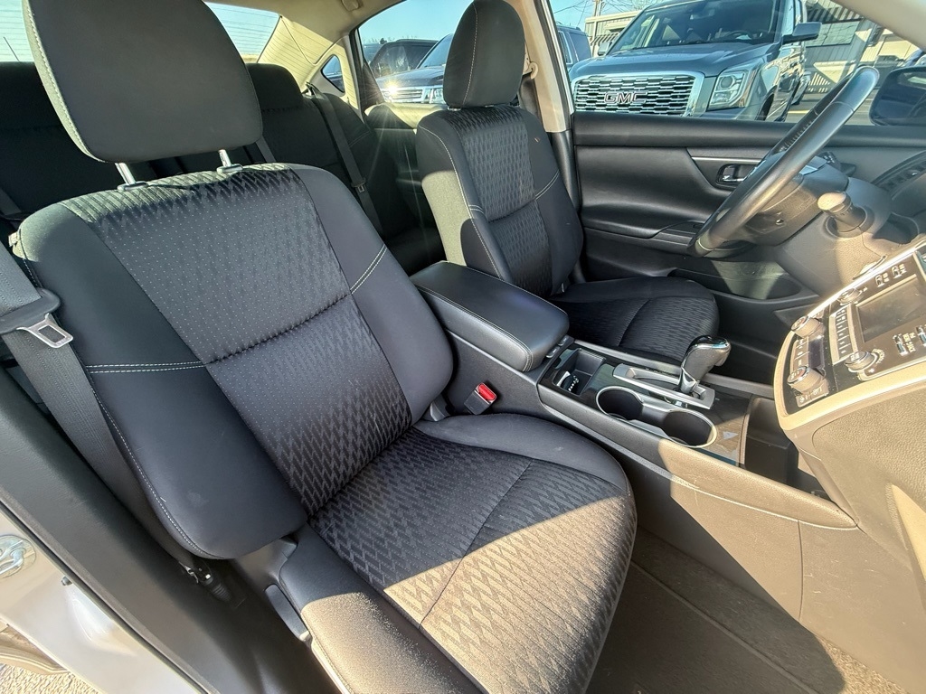 Nissan Altima 2.5 SV 2018