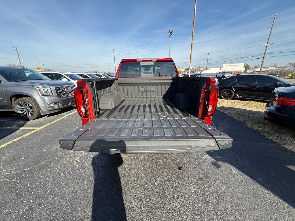 GMC Sierra 1500 SLT Crew Cab 4WD 2024