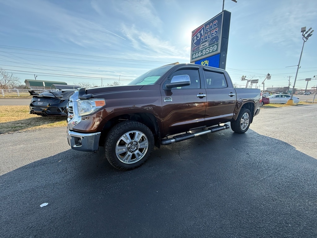 Toyota Tundra 1794 Edition Crew Max 4WD 5.7L V8 2017