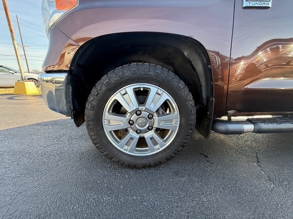 Toyota Tundra 1794 Edition Crew Max 4WD 5.7L V8 2017