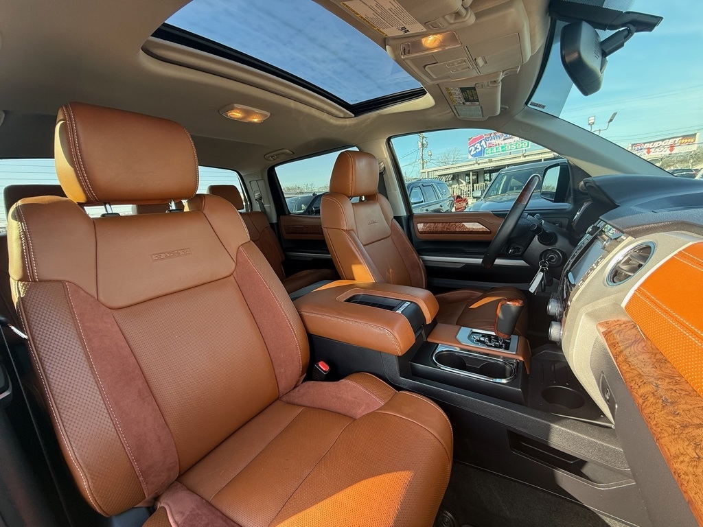 Toyota Tundra 1794 Edition Crew Max 4WD 5.7L V8 2017